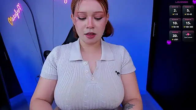 Snapshot of daniela_hornny chatting on 06.07.26 daniela hornny online show from 06.07.26