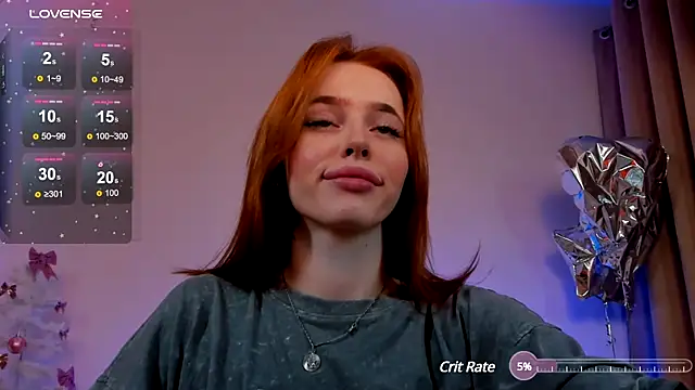 Snapshot of Phoenix_Margo chatting on 01.05.25 Phoenix Margo online show from 01.05.25