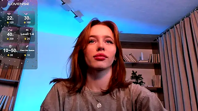 Snapshot of Phoenix_Margo chatting on 01.11.25 Phoenix Margo online show from 01.11.25