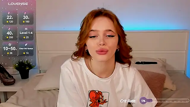 Snapshot of Phoenix_Margo chatting on 03.06.25 Phoenix Margo online show from 03.06.25