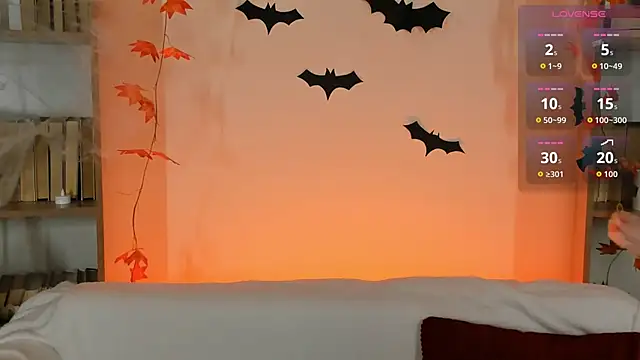 Phoenix Margo online show from 10.31.25