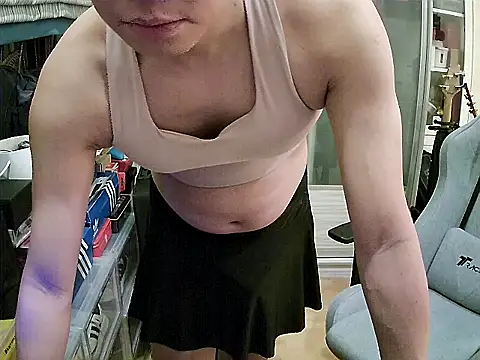 Snapshot of swimsuitloves chatting on 10.05.25 swimsuitloves online show from 10.05.25