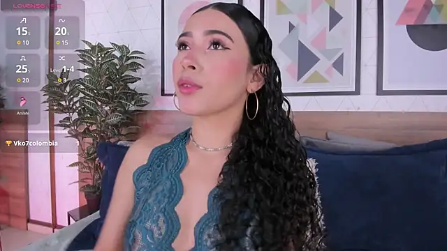 Snapshot of susan_cute198 chatting on 02.15.25 susan cute198 online show from 02.15.25