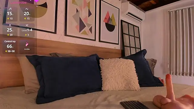 Snapshot of susan_cute198 chatting on 03.15.25 susan cute198 online show from 03.15.25