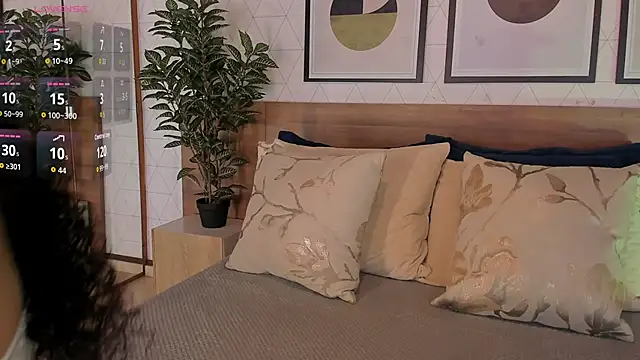 Snapshot of susan_cute198 chatting on 11.20.25 susan cute198 online show from 11.20.25