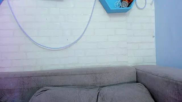 Snapshot of DEVA_BLUE_ chatting on 02.10.25 DEVA BLUE  online show from 02.10.25