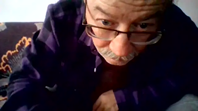 Snapshot of cumloverboyxx69 chatting on 04.18.26 cumloverboyxx69 online show from 04.18.26
