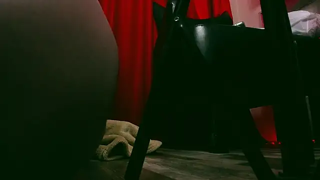 Frau  Lilith online show from 02.15.25