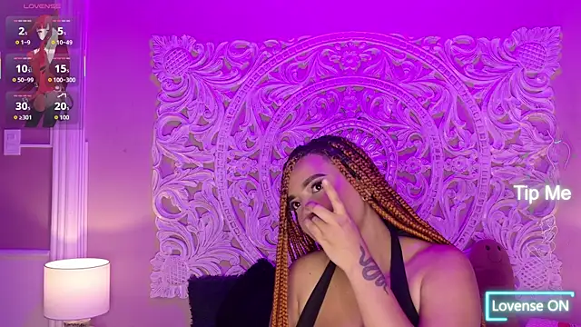 MalaikaBrown online show from 04.17.26