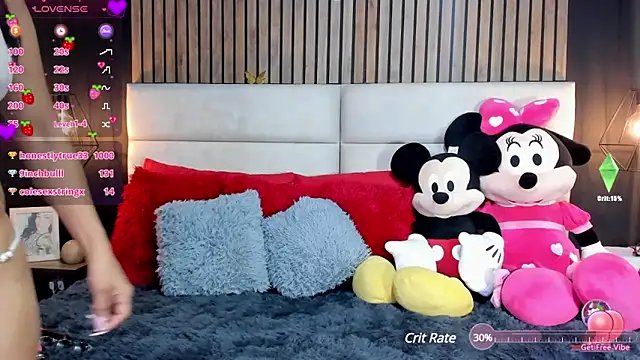 Snapshot of NiicolleMiller chatting on 03.20.25 NiicolleMiller online show from 03.20.25