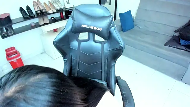 BellaFlaming online show from 12.02.25