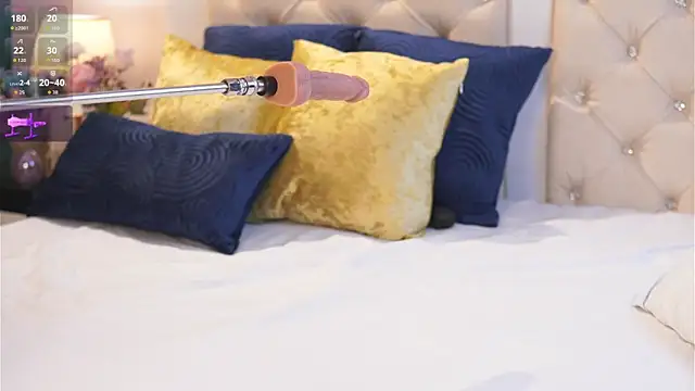 caroline adams  online show from 03.28.26