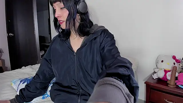 Snapshot of Room312_ chatting on 07.31.26 Room312 online show from 07.31.26
