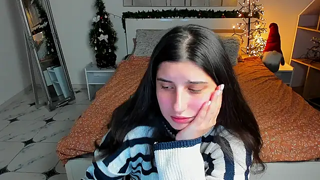 Snapshot of Linda_EX chatting on 12.28.24 Linda EX online show from 12.28.24