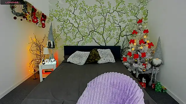 Snapshot of Linda_EX chatting on 01.02.25 Linda EX online show from 01.02.25