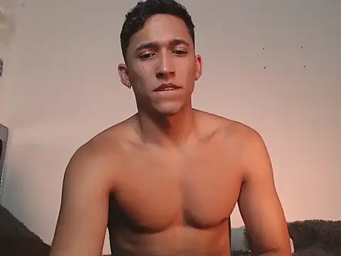 Snapshot of angel_sensual95 chatting on 09.25.25 angel sensual95 online show from 09.25.25