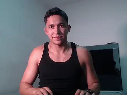 Snapshot of angel_sensual95 chatting on 06.25.26 angel sensual95 online show from 06.25.26
