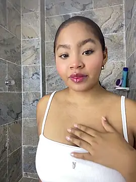 Anais aradia online show from 04.15.26