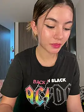 Your Honeey online show from 12.28.24