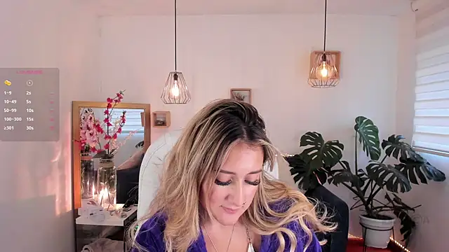 Snapshot of dina_ride chatting on 03.18.25 dina ride online show from 03.18.25