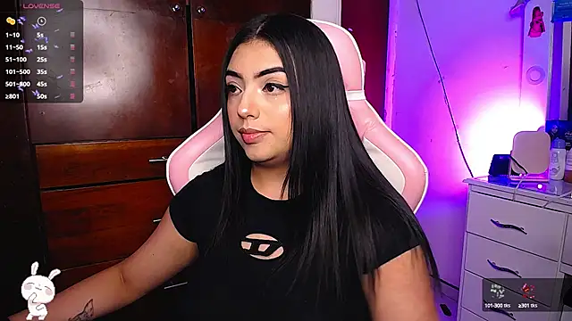 eva six online show from 02.04.25