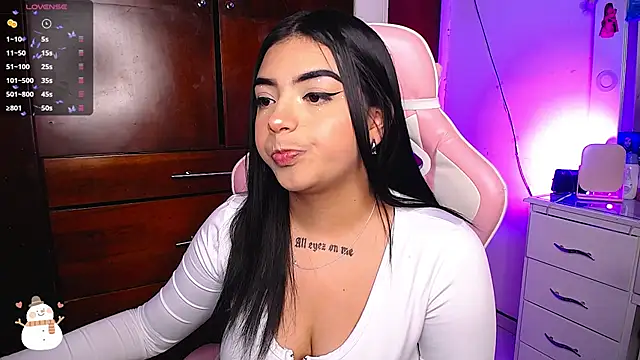 eva six online show from 02.08.25