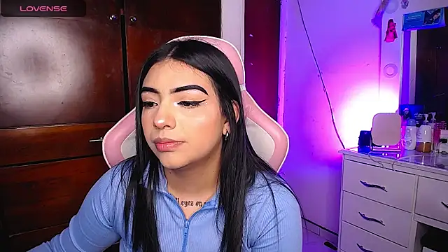 eva six online show from 03.05.25