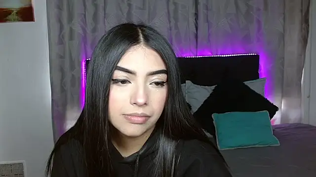 eva six online show from 10.05.25