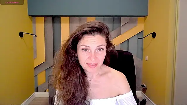 EllaLong online show from 02.19.25