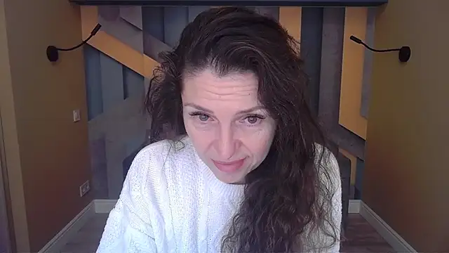 EllaLong online show from 11.30.25