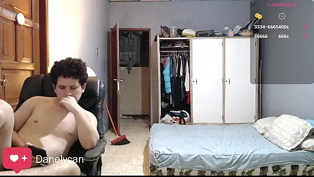 DanelyLopez online show from 05.13.26