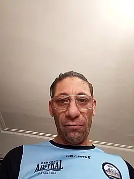 Snapshot of paranguat chatting on 01.14.26 paranguat online show from 01.14.26