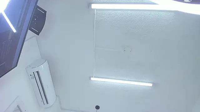 Belle Brunette online show from 03.06.25