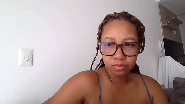 megan-hotxx online show from 04.05.26