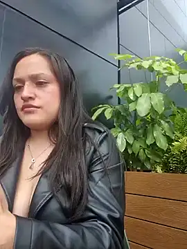 megan doll2 online show from 12.19.24