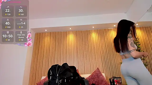 charlottewhitte online show from 02.12.26