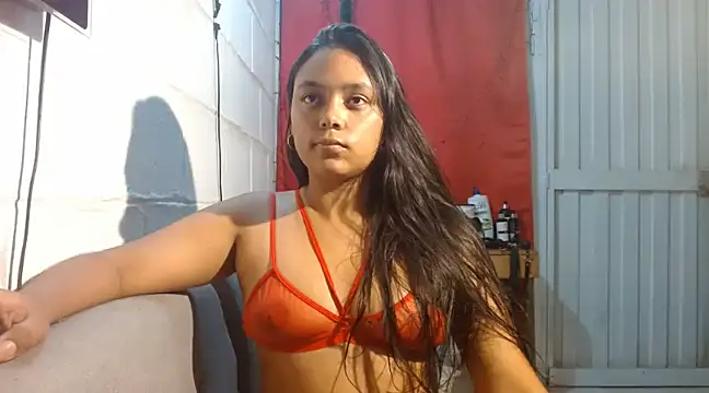 Snapshot of Chiara_petterson chatting on 01.18.25 Chiara petterson online show from 01.18.25