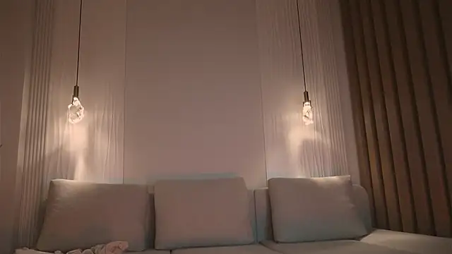 Snapshot of kawaii_mia chatting on 07.23.26 kawaii mia online show from 07.23.26