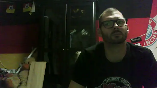 Die-geile-Sau online show from 11.03.25