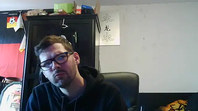 Snapshot of Die-geile-Sau chatting on 05.20.26 Die-geile-Sau online show from 05.20.26