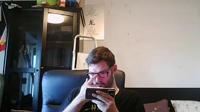 Snapshot of Die-geile-Sau chatting on 05.27.26 Die-geile-Sau online show from 05.27.26