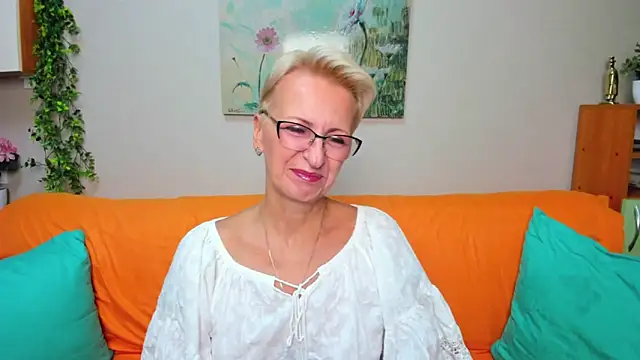 iamyourdream89 online show from 09.26.25