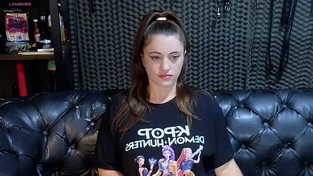 Snapshot of kimberly_swan chatting on 07.15.26 kimberly swan online show from 07.15.26