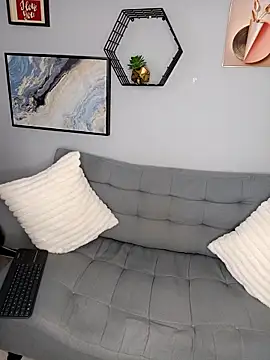 Amber Etan online show from 02.04.26