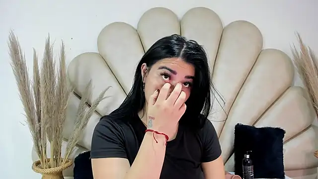 Natasha  Blue online show from 10.11.25