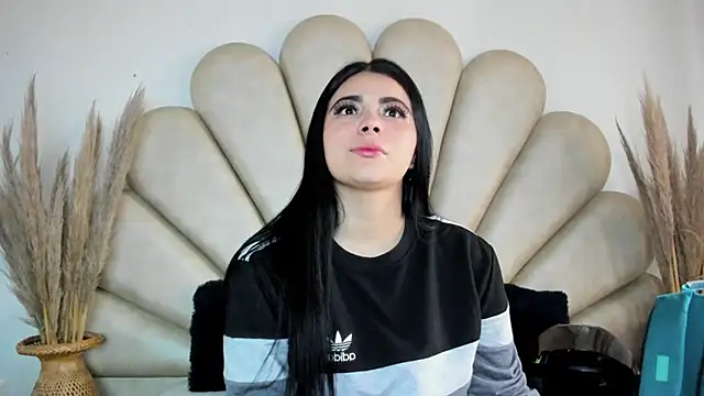 Natasha  Blue online show from 11.30.25