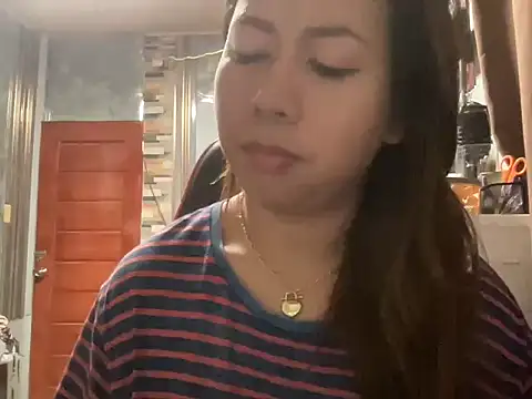 Snapshot of UrLove_Marga chatting on 07.18.26 UrLove Marga online show from 07.18.26