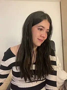 Snapshot of saori_10 chatting on 04.29.26 saori 10 online show from 04.29.26