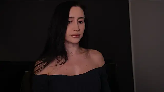 Snapshot of _iammary chatting on 11.09.25 iammary online show from 11.09.25