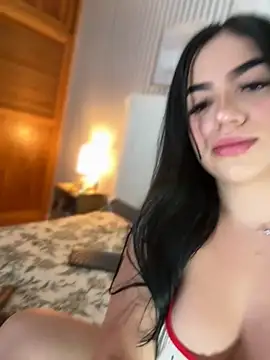 Snapshot of nicolette_sweet_ chatting on 05.29.26 nicolette sweet online show from 05.29.26